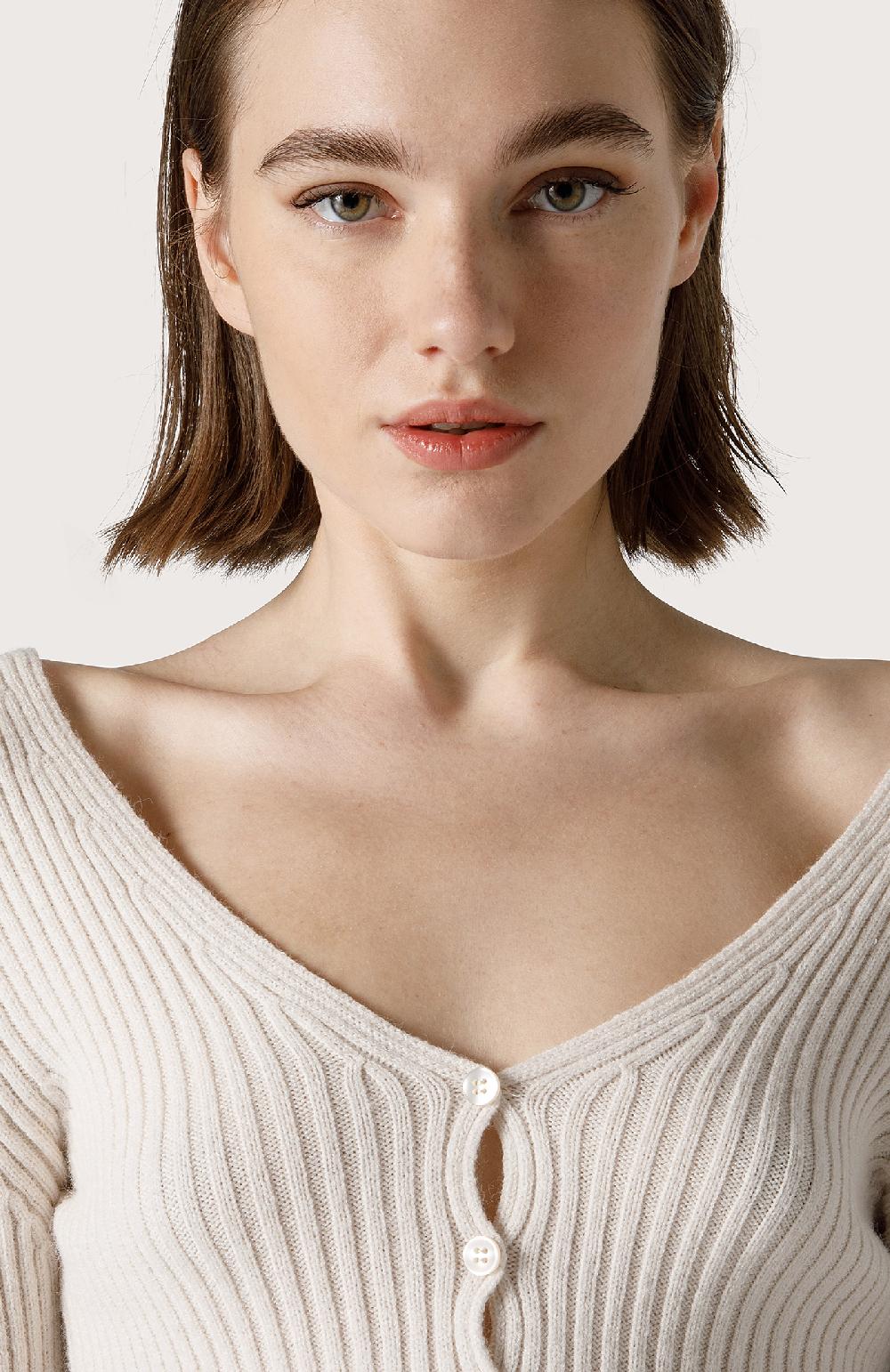 Seventy Cardigan Attillato - Col. Bianco