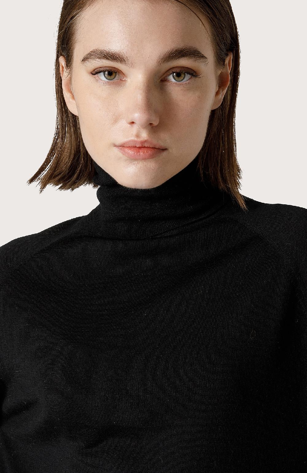 Seventy Dolcevita In Merinos Sottile - Col. Nero