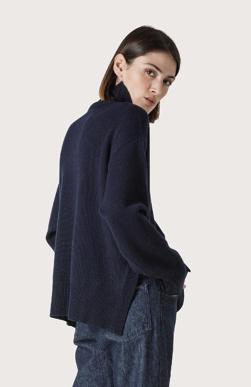 Seventy Maglia Over A Collo Singolo - Col. Blu