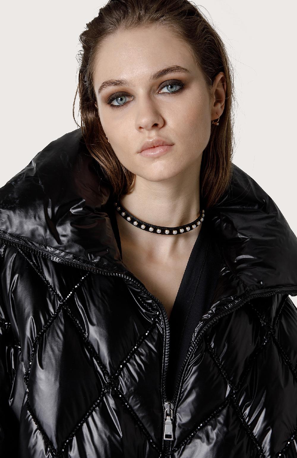 Seventy Piumino Con Ricami - Col. Nero