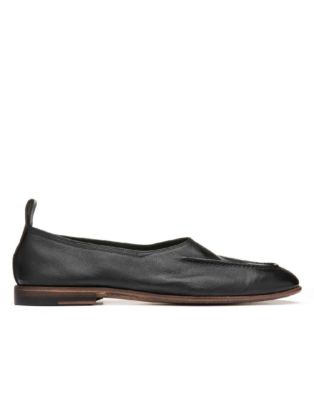 Silvano Sassetti Slippers in pelle di colore nero