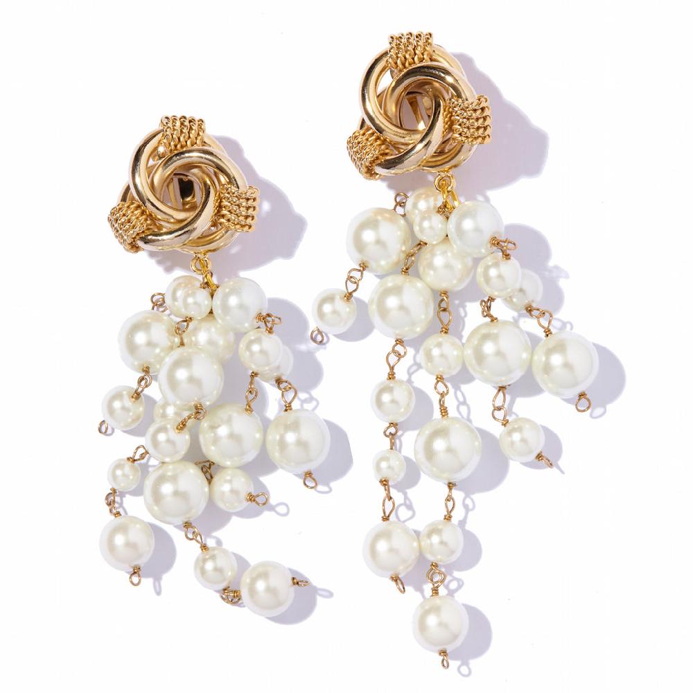 Silvia Gnecchi Snowy earrings