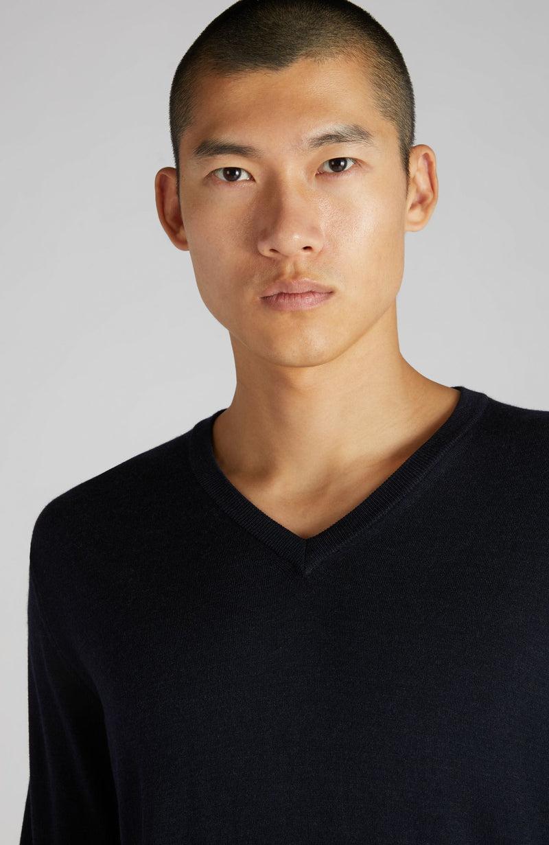 Slowear Maglia Scollo A V Slim Fit In Flexwool Certificato