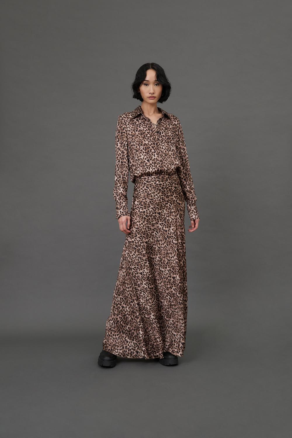 Soallure CAMICIA CON COLLETTO IN RASO FANTASIA LEOPARDATA