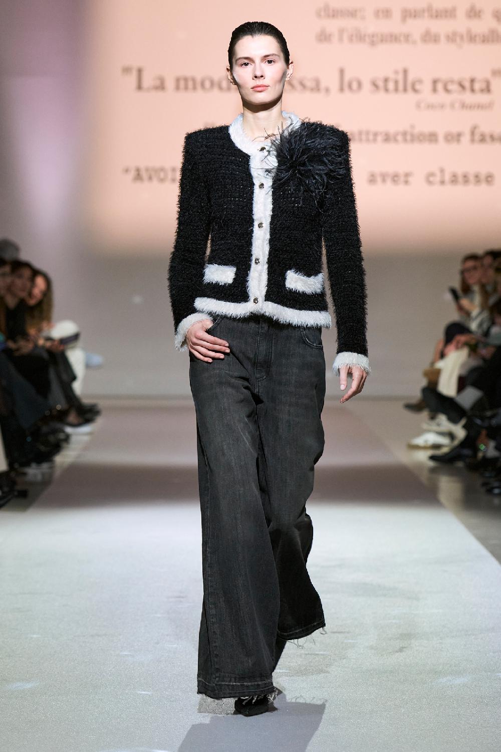 Soallure GOLFINO GIRO COLLO ORSETTO