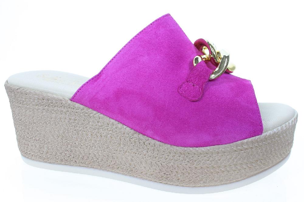 Soffice Sogno Ciabatta In Camoscio Su Zeppa