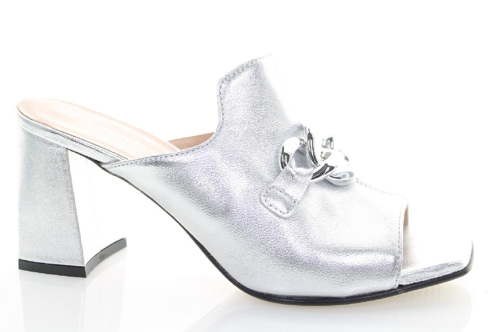 Soffice Sogno Sabot Spuntato In Pelle Laminata