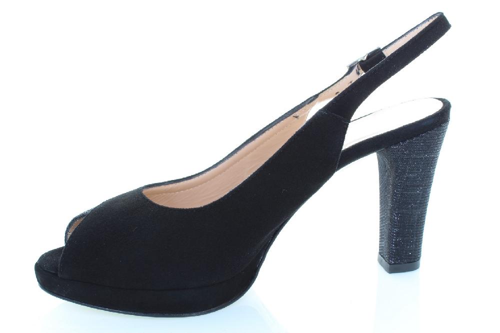 Soffice Sogno Sandalo Elegante Con Plateau