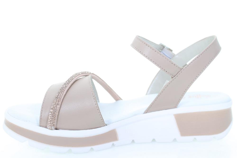 Soffice Sogno Sandalo In Pelle Con Ornamento