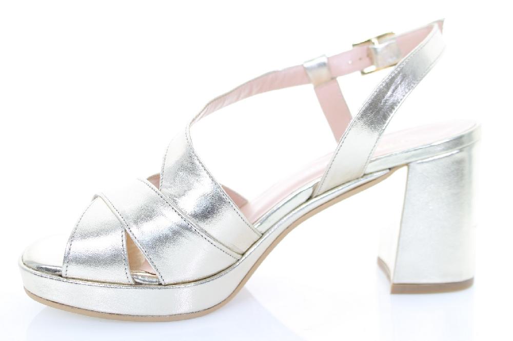 Soffice Sogno Sandalo In Pelle Laminata