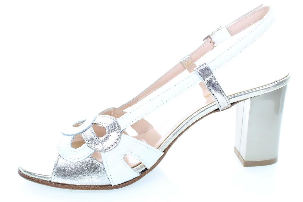 Soffice Sogno Sandalo In Pelle Laminata E Vernice