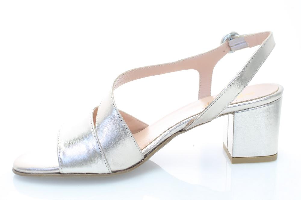 Soffice Sogno Sandalo In Pelle Laminata