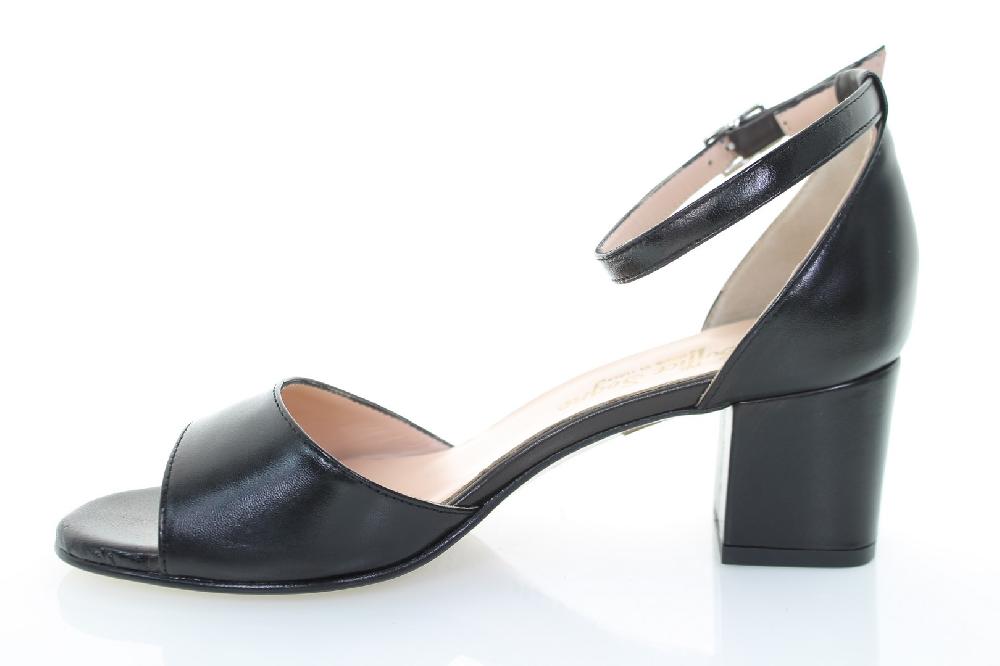 Soffice Sogno Sandalo In Pelle Tallone Chiuso