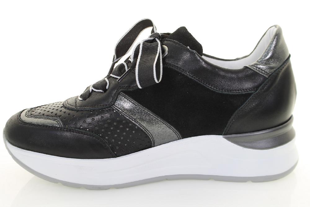 Soffice Sogno Sneaker In Pelle Con Lacci