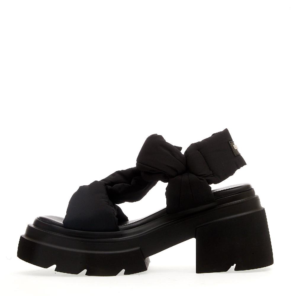 Sorelle Perego Sandalo Fondo Gomma In Tessuto Nero