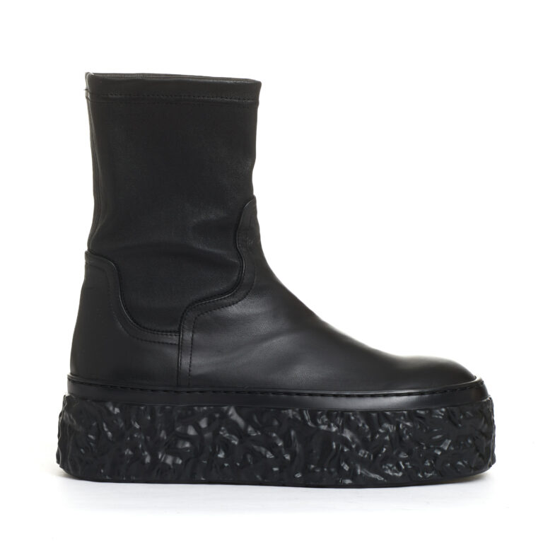 Sorelle Perego stivaletto elasticizzato nero fondo in gomma alto