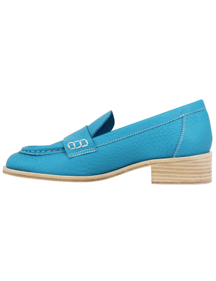 Spatarella Mocassini Donna In Pelle Celelste Con Vaschettone E Suola In Cuoio