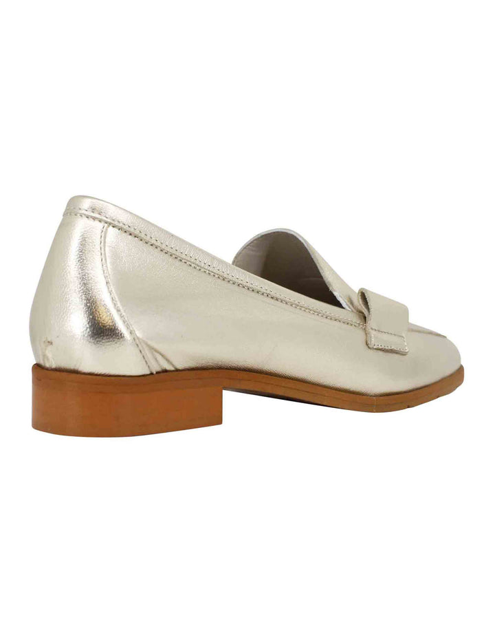 Spatarella Mocassini Donna In Pelle Laminata Platino Con Suola In Gomma