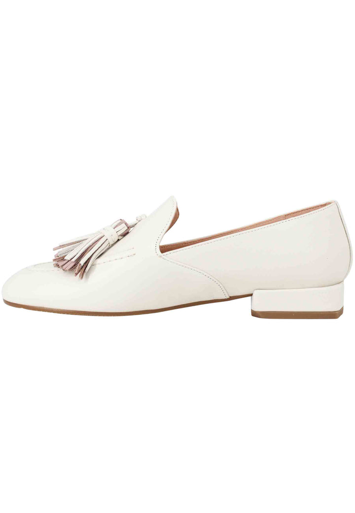 Spatarella Mocassini Donna In Pelle Panna Con Nappine E Suola In Gomma