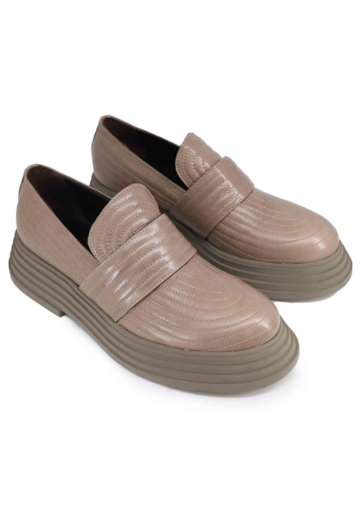Spatarella Mocassini Donna In Pelle Taupe Con Cuciture E Suola In Gomma
