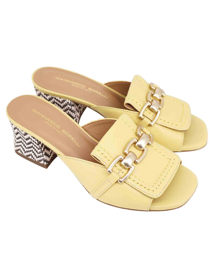 Spatarella Sandali Donna In Pelle Gialla Con Morsetto In Oro