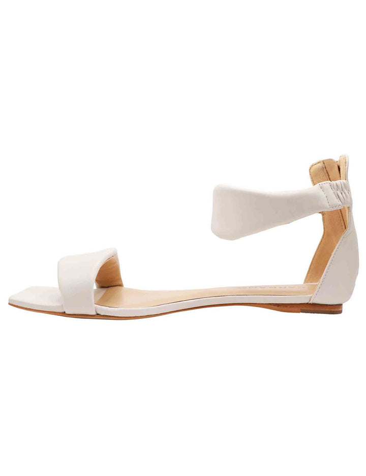 Spatarella Sandali Flat Donna In Pelle Avorio Con Cinturino Alla Caviglia Zip Posteriore E Punta Quadra