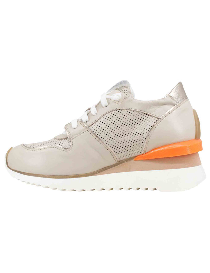 Spatarella Sneakers Donna In Pelle Beige Con Zeppa Interna