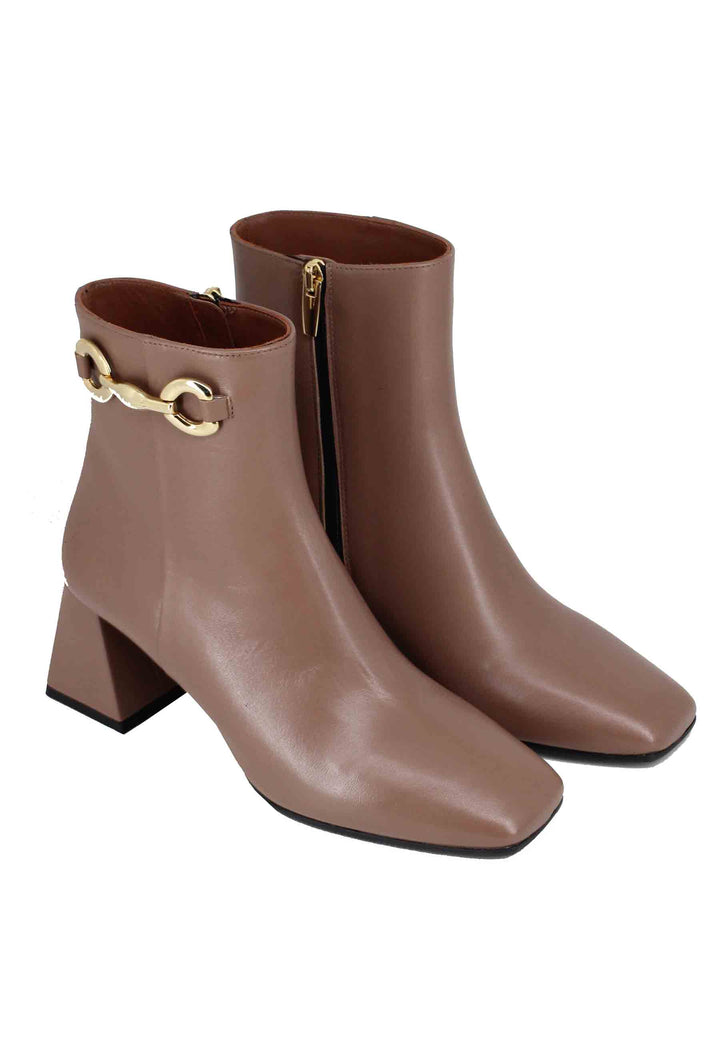 Spatarella Stivaletti Donna In Pelle Taupe Con Morsetto In Oro
