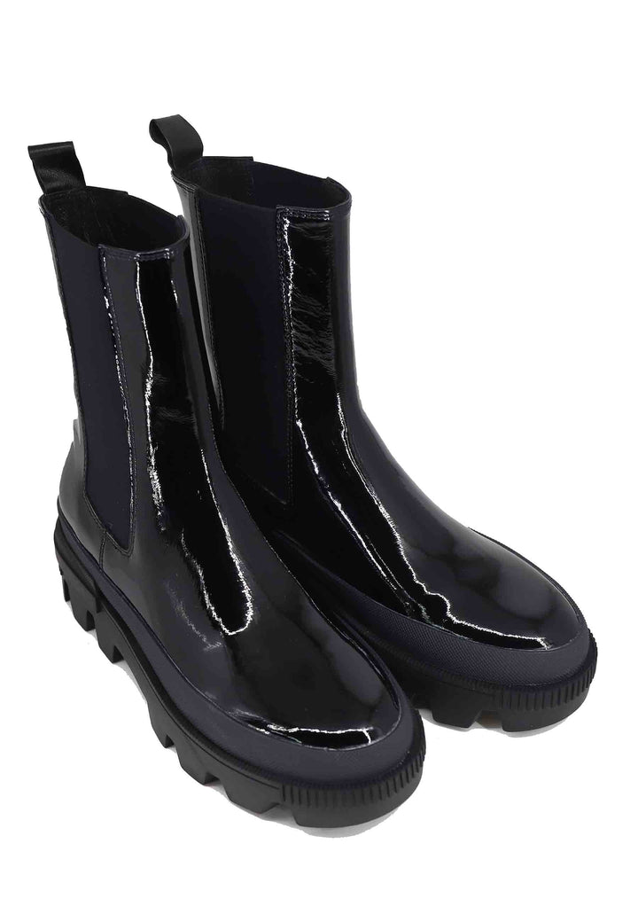 Spatarella Stivaletti Donna In Vernice Nera Con Fondo Carrarmato Violet