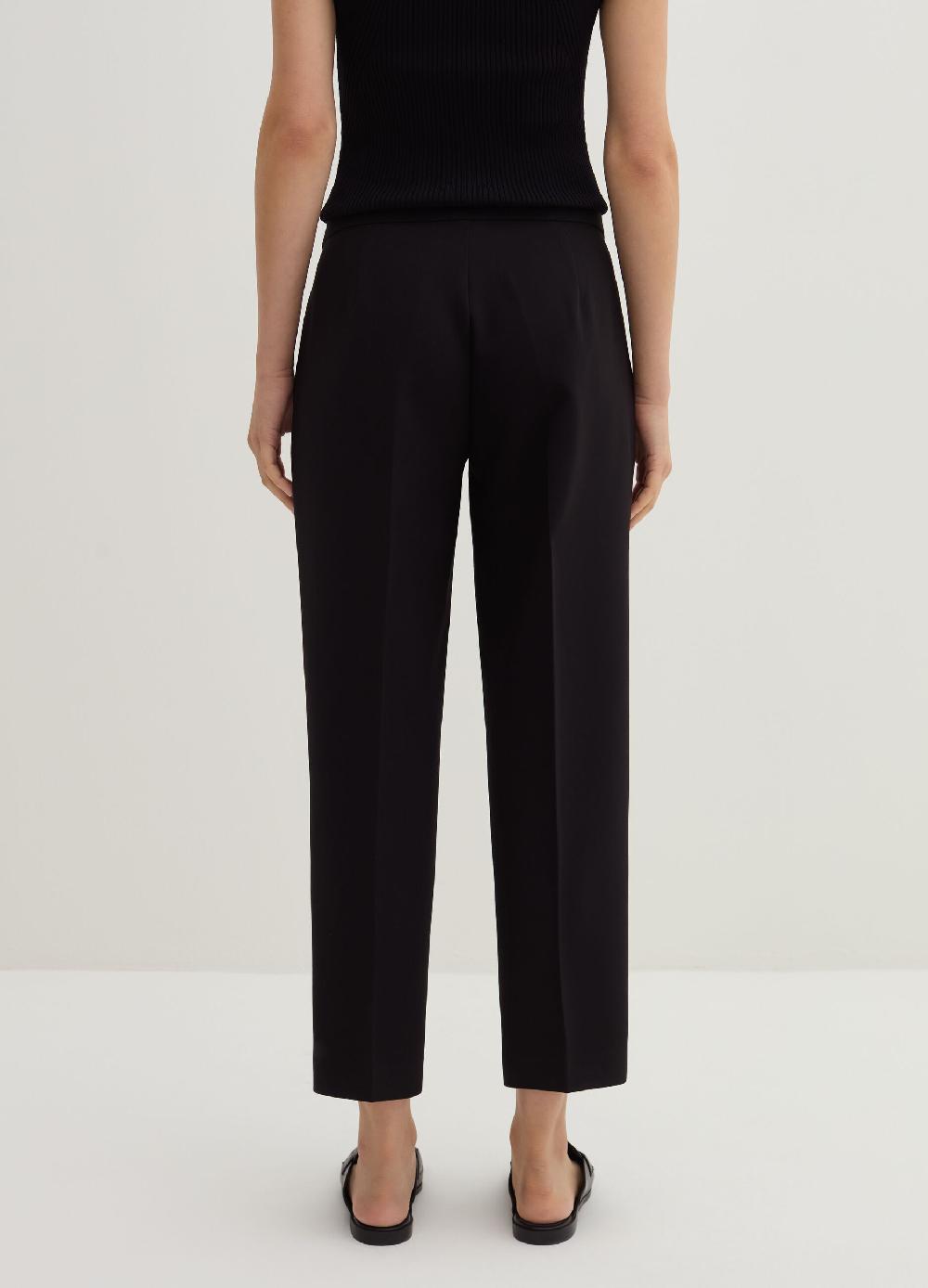 Stefanel Pantalone A Sigaretta Crop In Crêpe Doppia