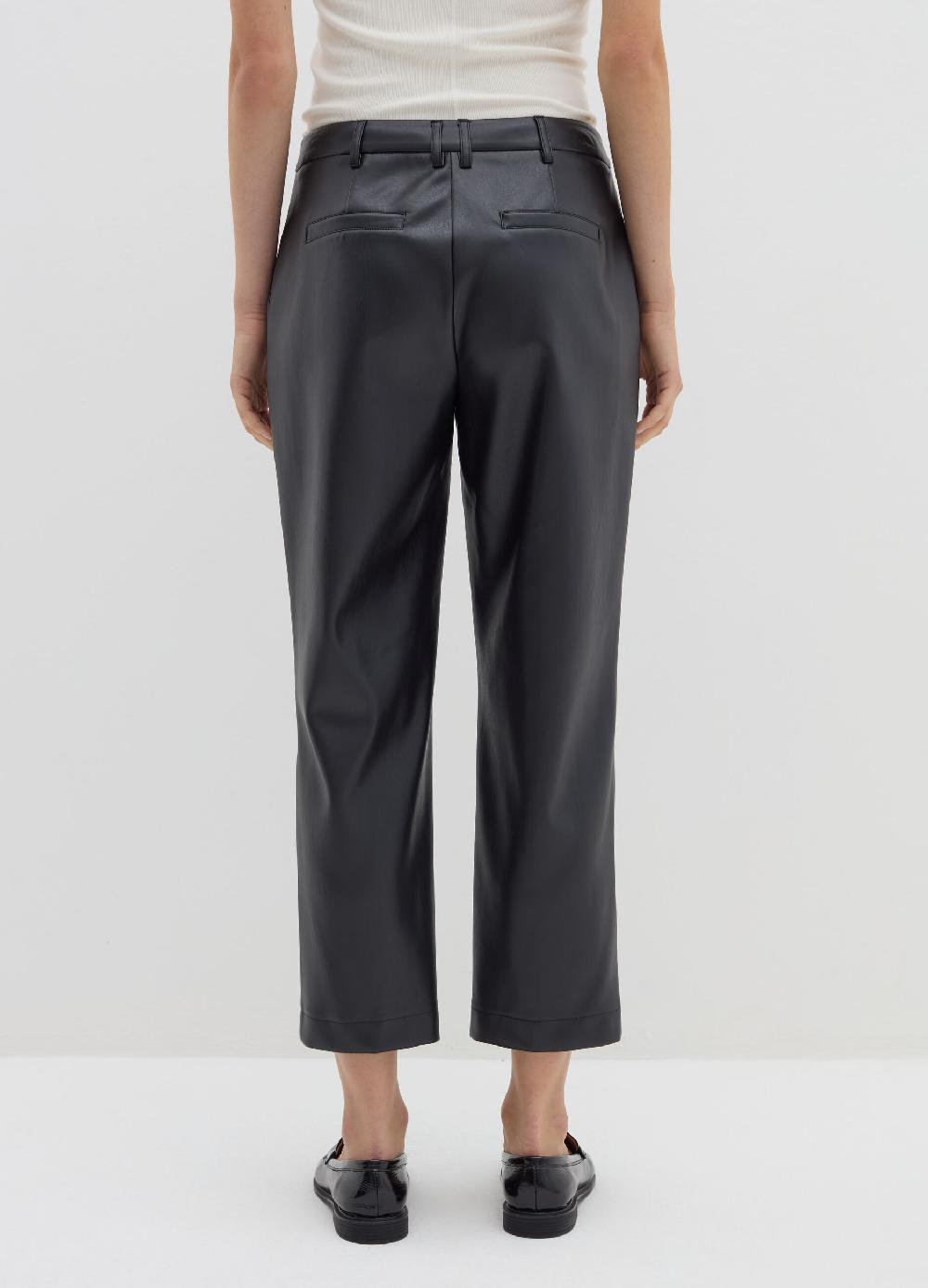 Stefanel Pantalone Cropped A Sigaretta Effetto Lucido