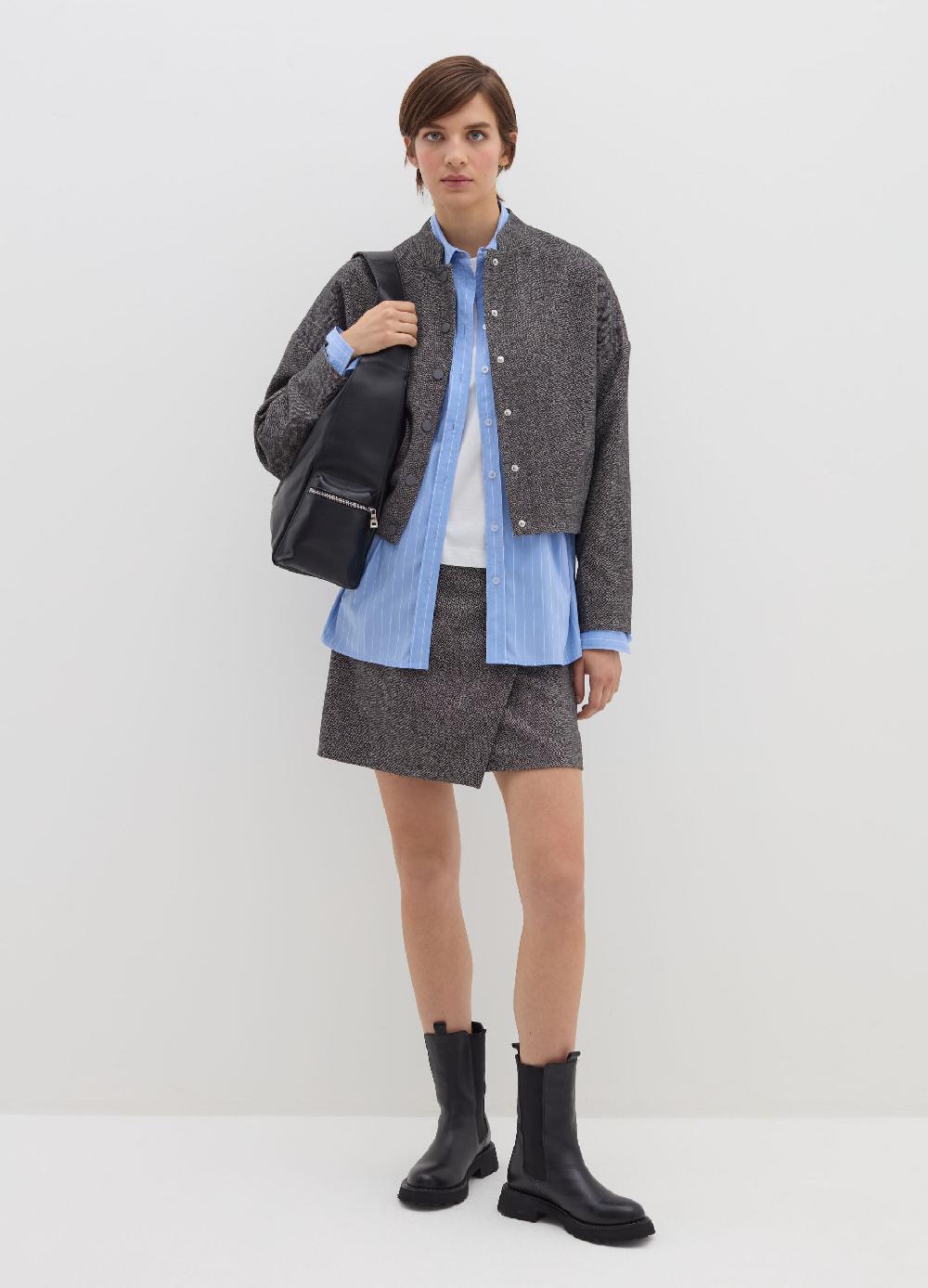 Stefanel Giacca corta in tweed con bottoni