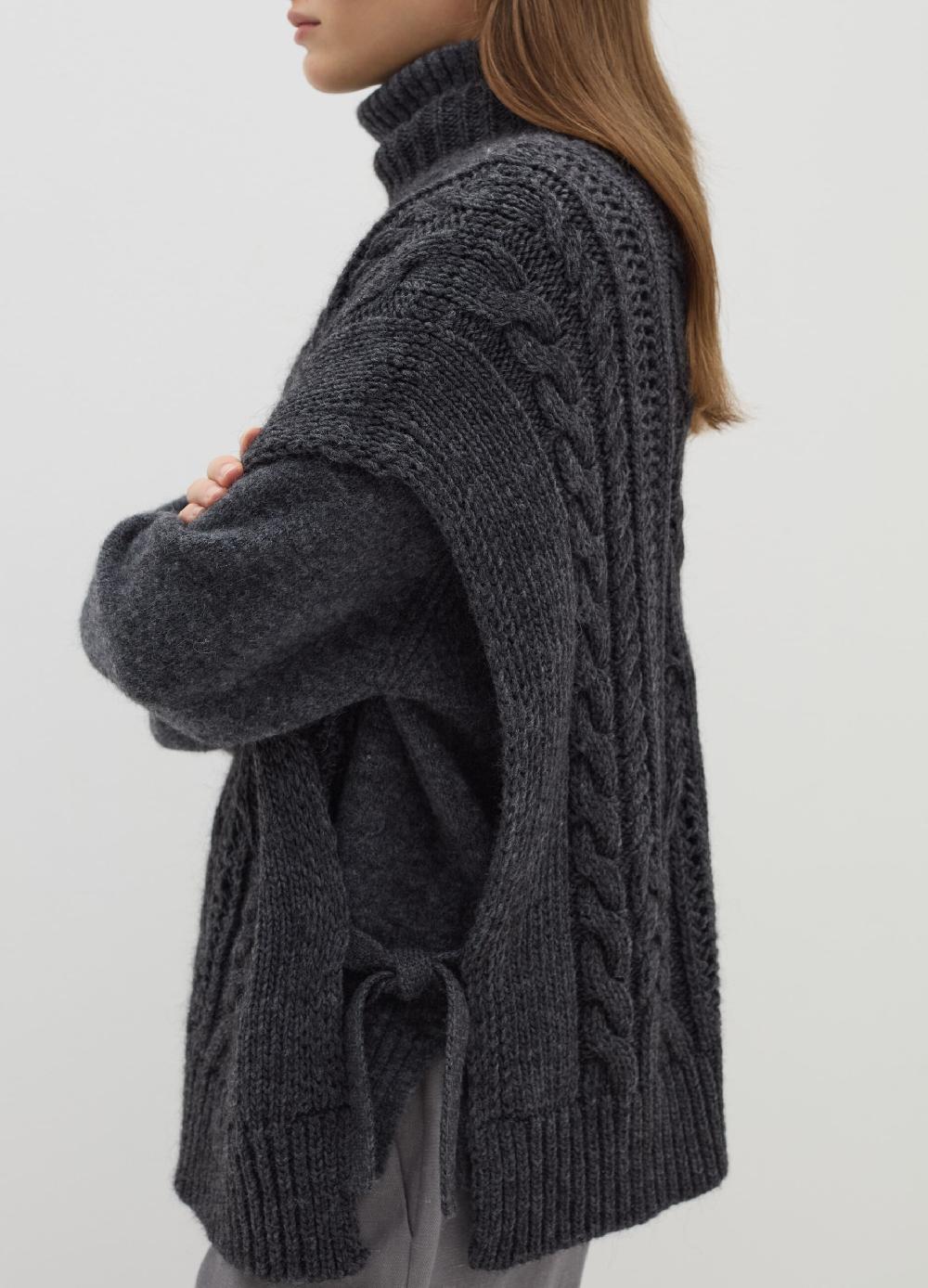 Stefanel Gilet Chiuso A Trecce Con Collo Alto