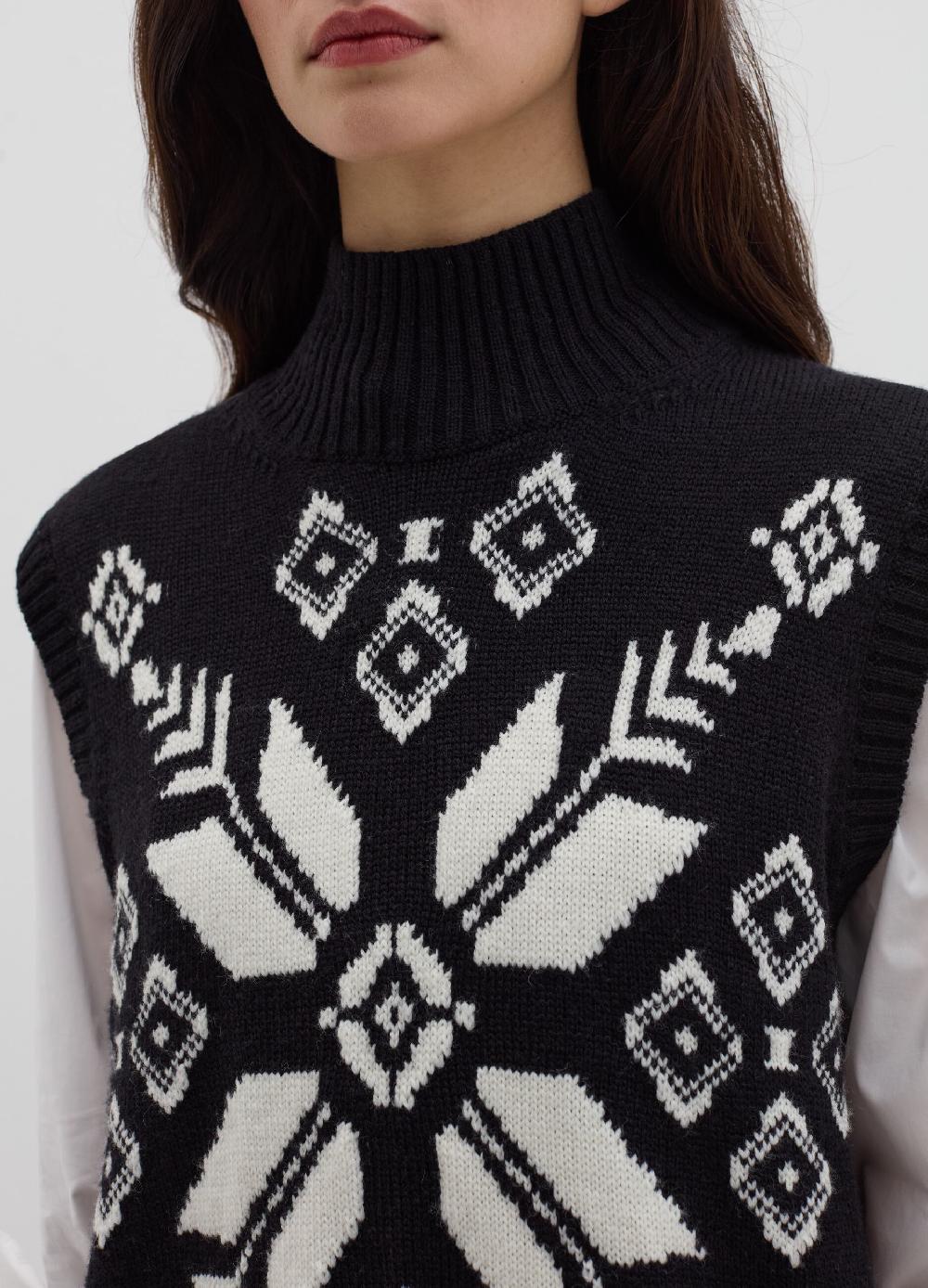 Stefanel Gilet Chiuso Con Disegno Jacquard