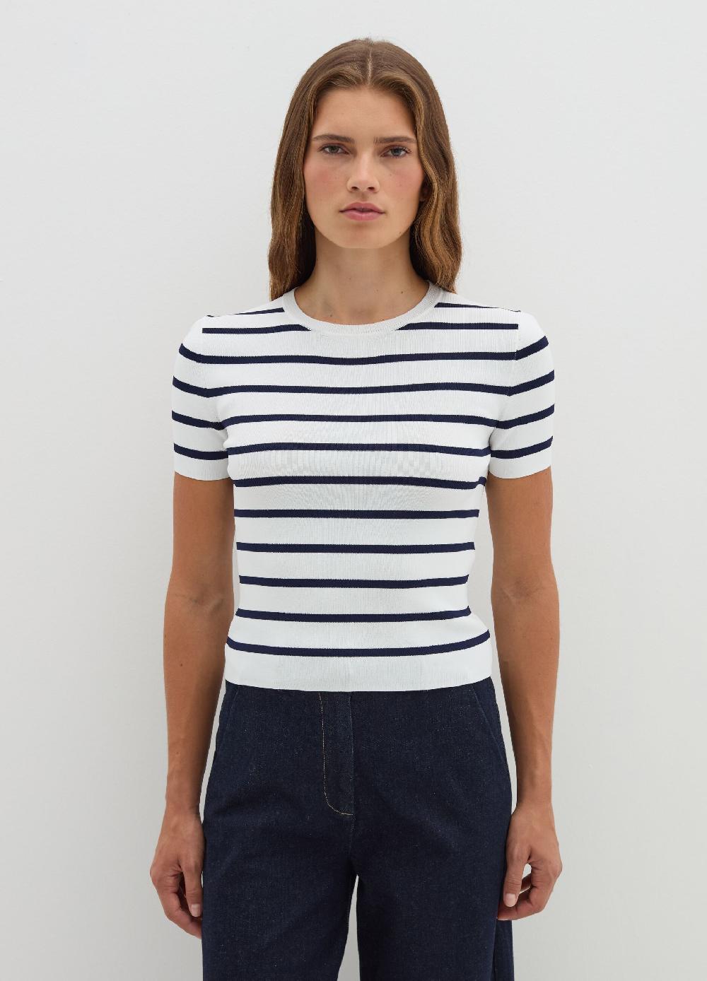 Stefanel Maglia a maniche corte in crêpe a righe