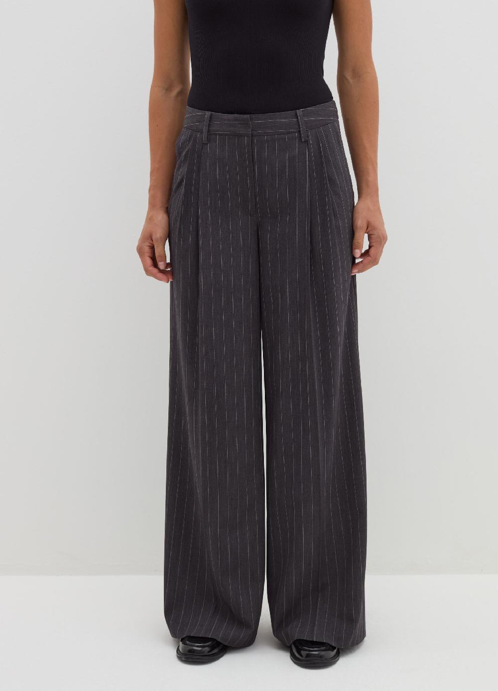 Stefanel Pantalone Slouchy Fit Con Pinces