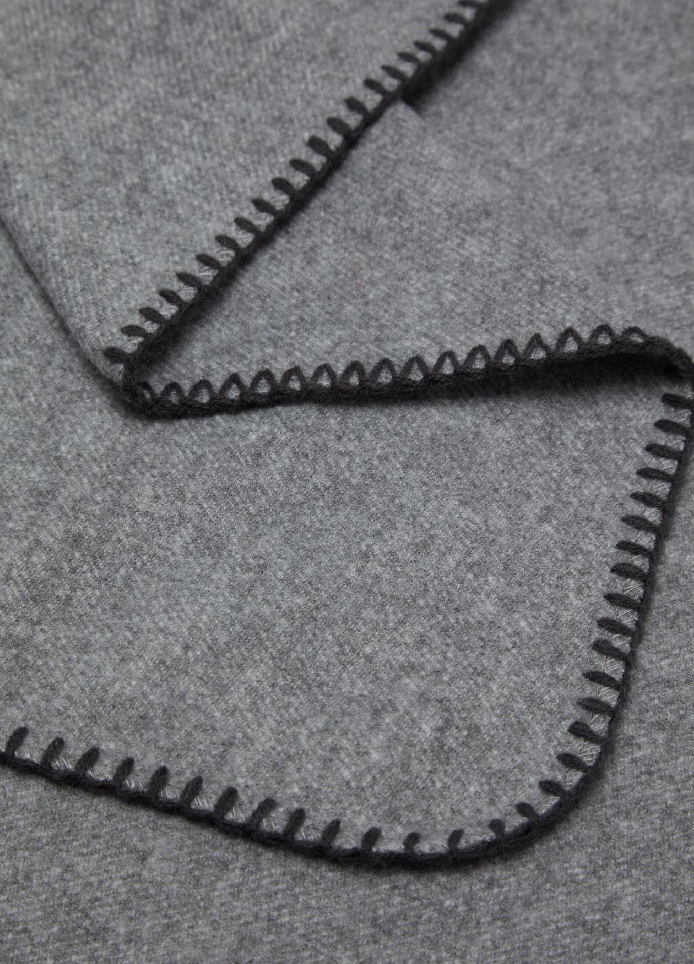 Stefanel Poncho Aperto Con Cappuccio