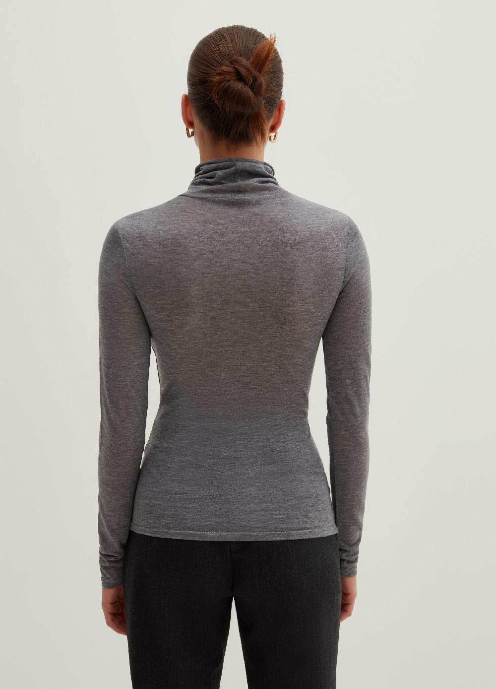 Stefanel T-shirt A Maniche Lunghe Con Collo Alto