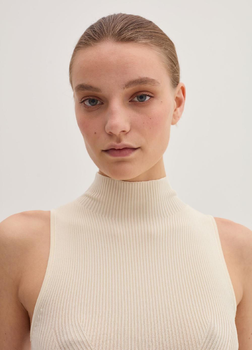 Stefanel Tank Top A Coste Piatte Mock Neck