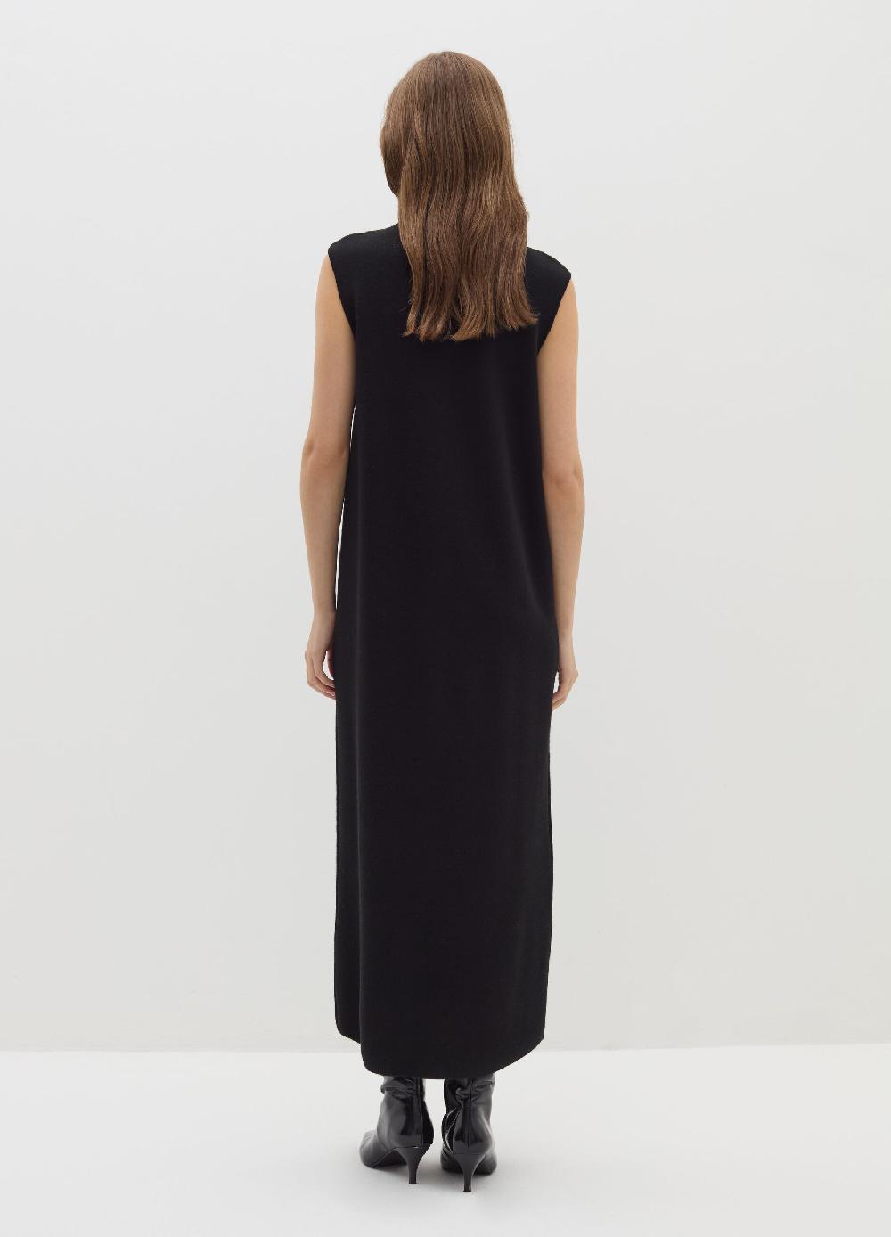 Stefanel Vestito Lungo A Tubo Con Bottone