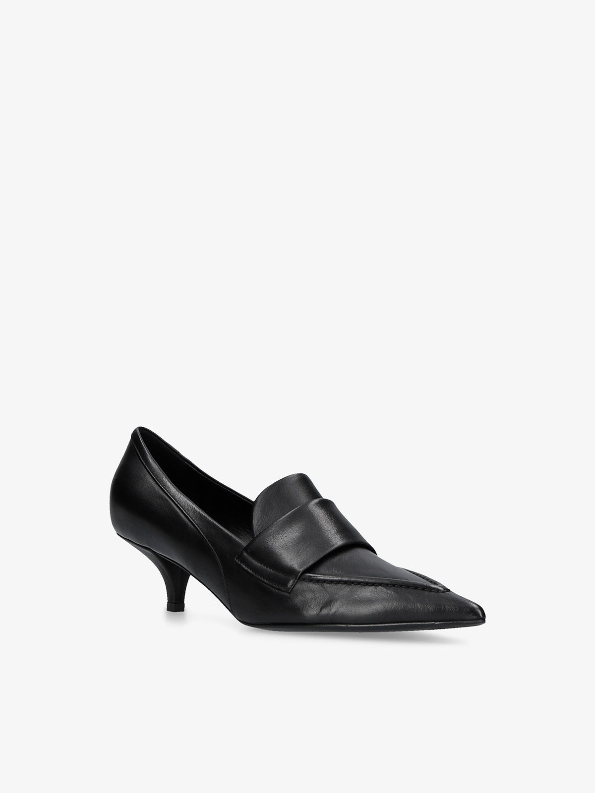 Strategia ANN DÉCOLLETÉ CON TAGLIO A MOCASSINO