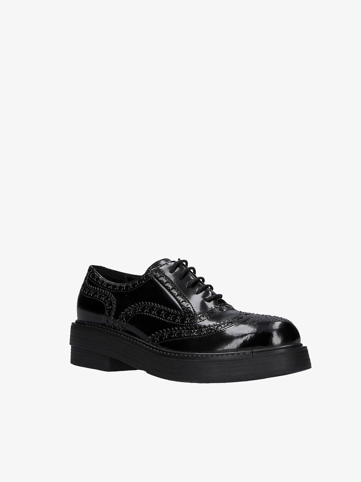 Strategia BRITISH SCARPA STRINGATA