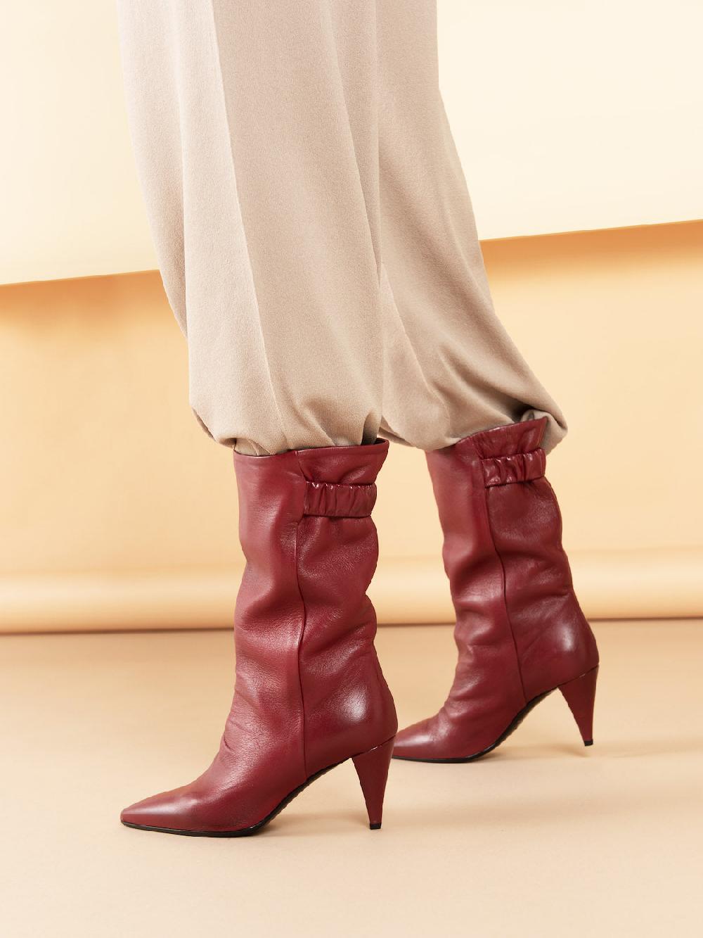 Strategia STIVALE ROSSO IN PELLE