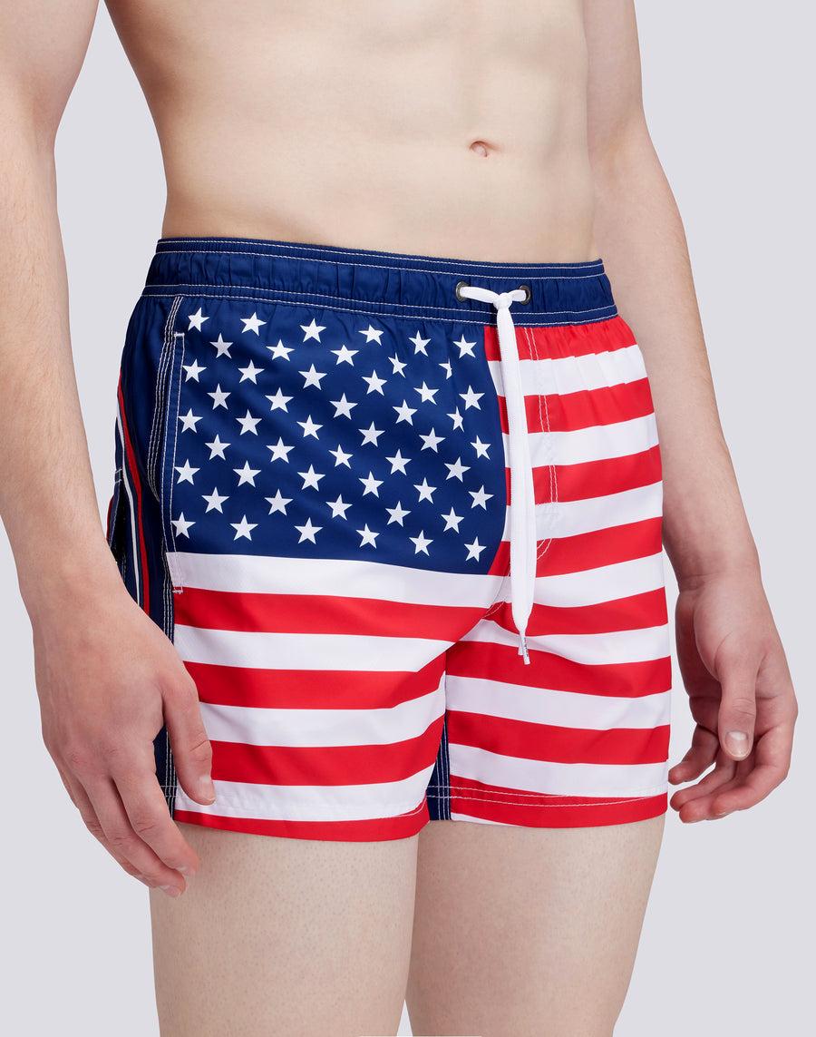 Sundek COSTUME DA BAGNO CORTO VITA ELASTICATA POLIESTERE RICICLATO REPREVE® BANDIERA STATI UNITI M504BDRT3FG007FG