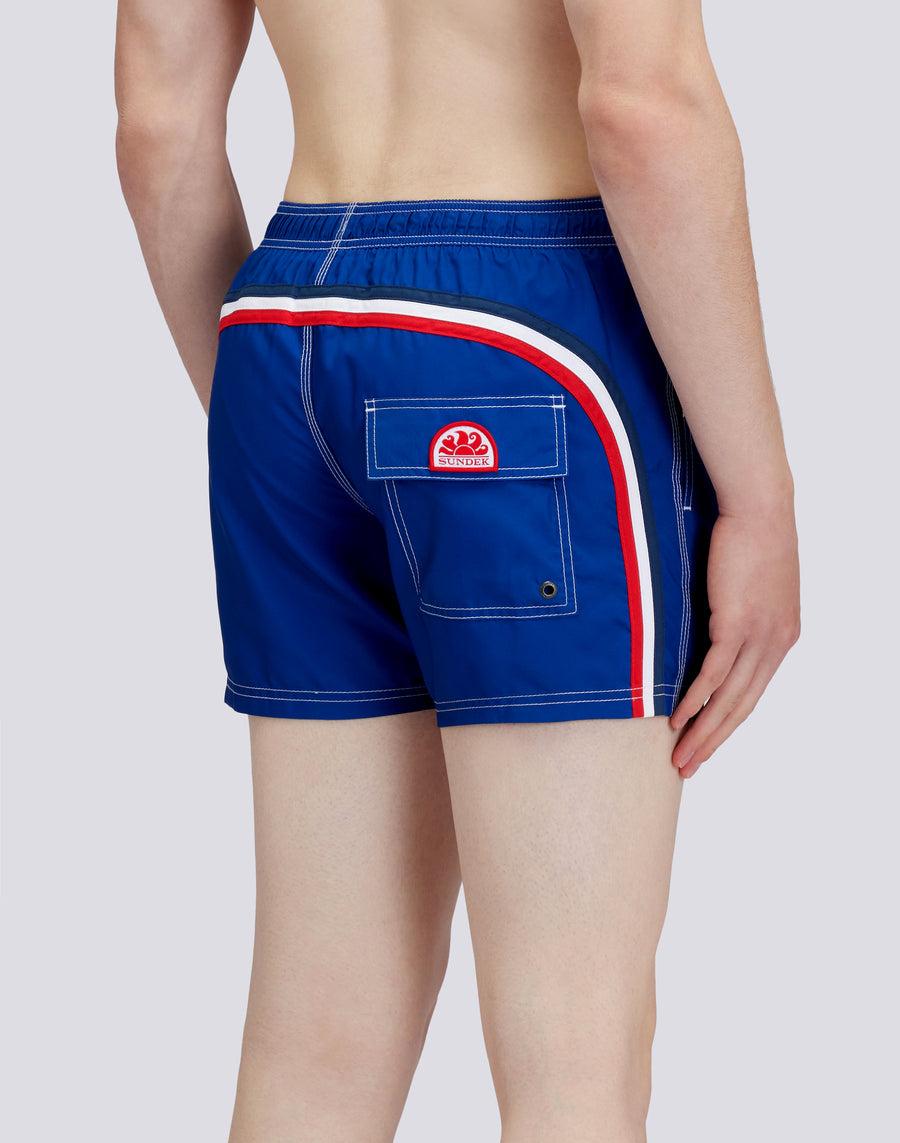 Sundek COSTUME DA BAGNO CORTO VITA ELASTICATA POLIESTERE RICICLATO REPREVE® BANDIERA AUSTRALIA M504BDRT3FG629FG