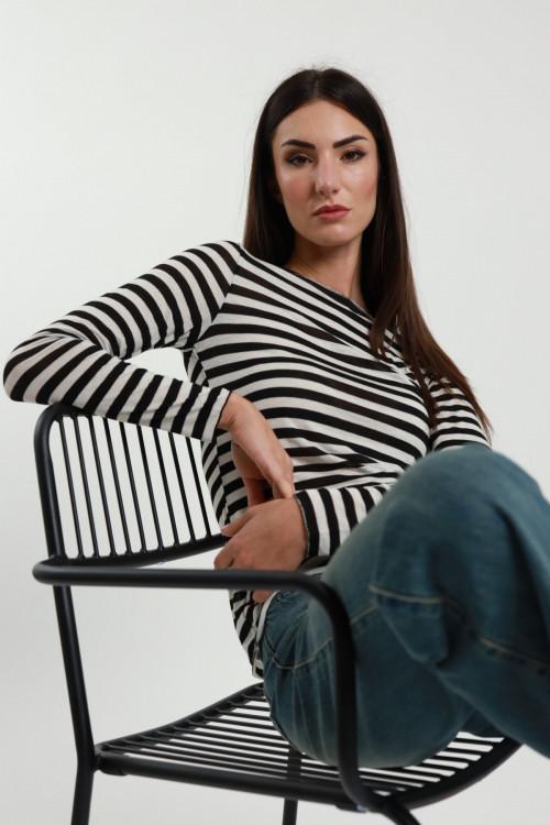 Susy Mix Maglia Righe Scollo Barchetta