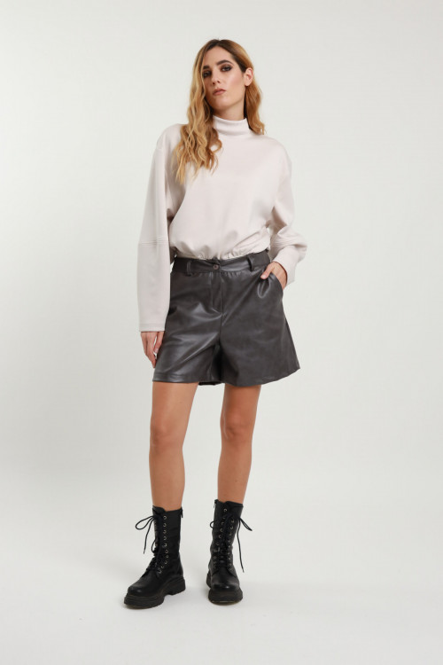 Susy Mix Short in Ecopelle