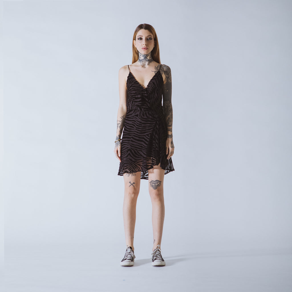 Sveta Milano Abito Corto Nancy In Velluto Nero Con Motivo Tiger