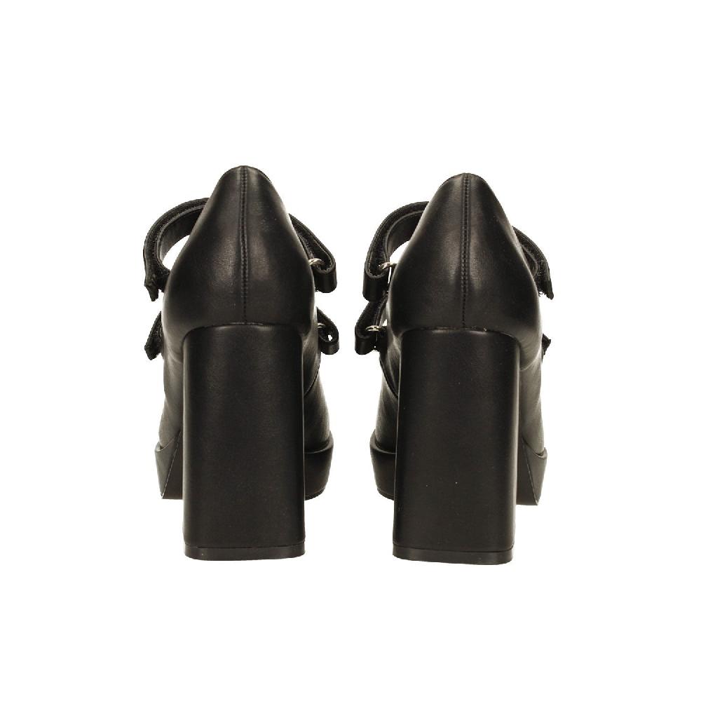 Tata Italia Décolleté Con Punta Squadrata E Doppio Cinturino. Tacco Alto 9cm