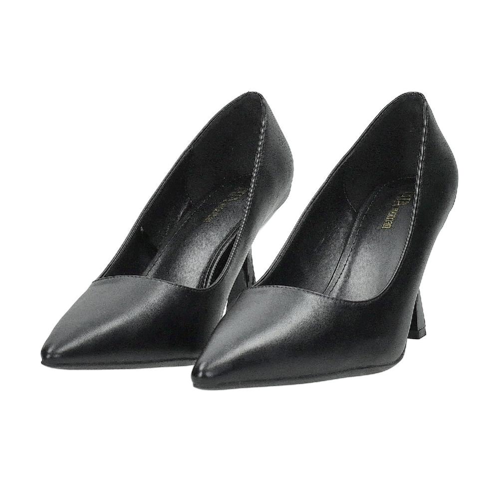 Tata Italia Décolleté Con Tacco A Rocchetto. Tacco Alto 9cm